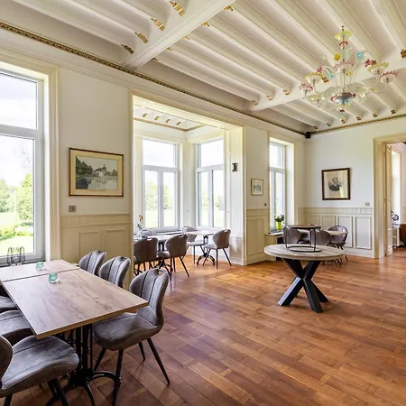 Au Chateau 102 Privatunterkunft