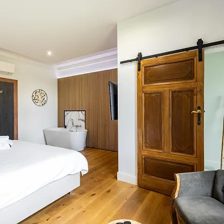 홈스테이 Au Chateau 102