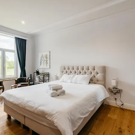 Privatunterkunft Au Chateau 102 *