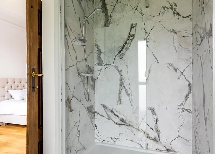 Δωμάτια σε οικογενειακή κατοικία Au Chateau 102 Tinlot